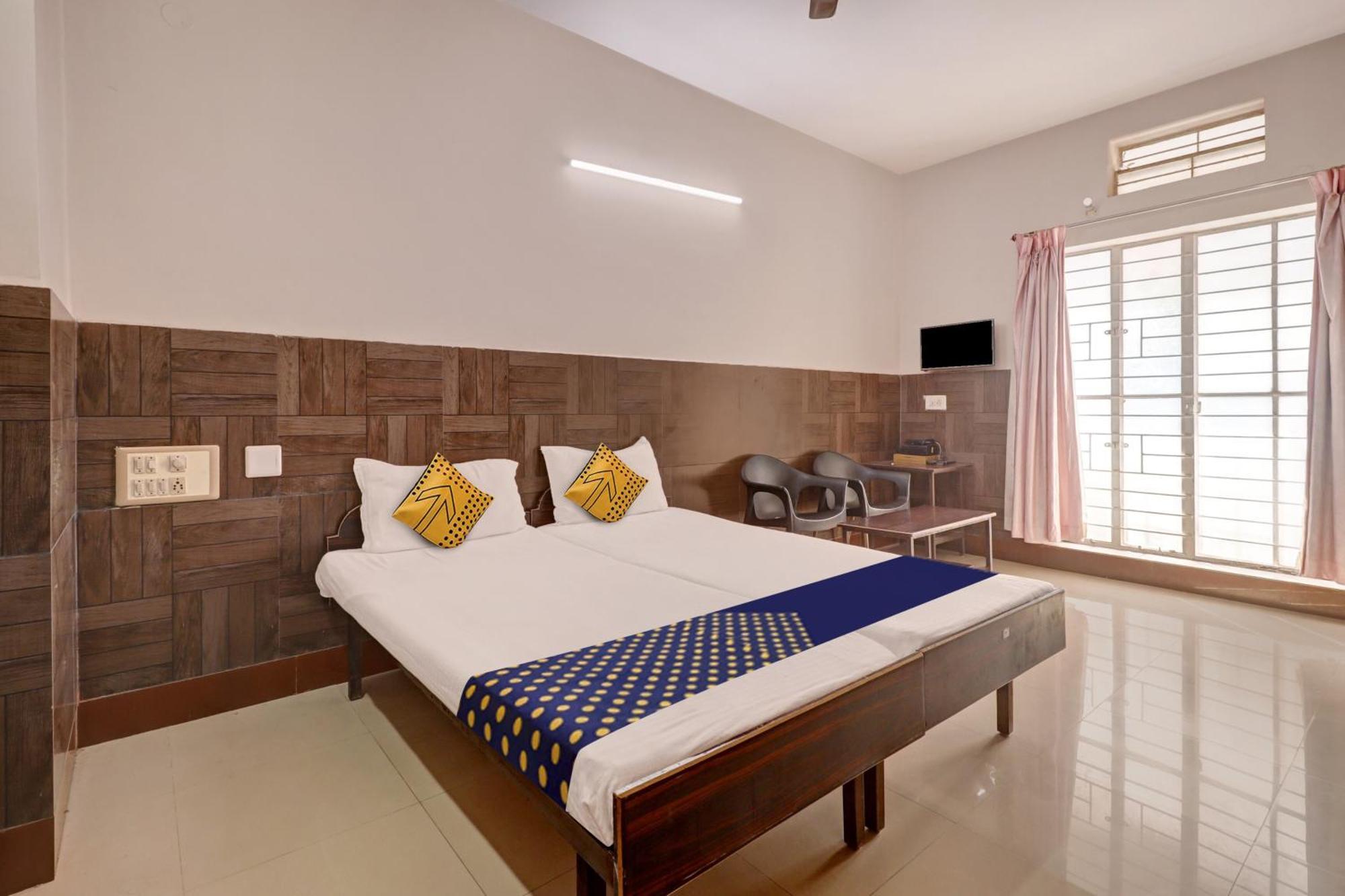 Hotel Spot On Ganga Yatri Nivas Gundlupet Exteriér fotografie